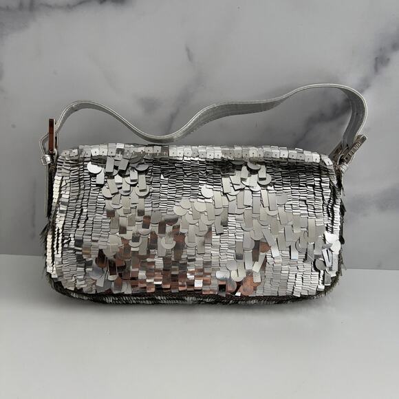 Vintage Fendi silver sequin baguette - Picture 4 of 16